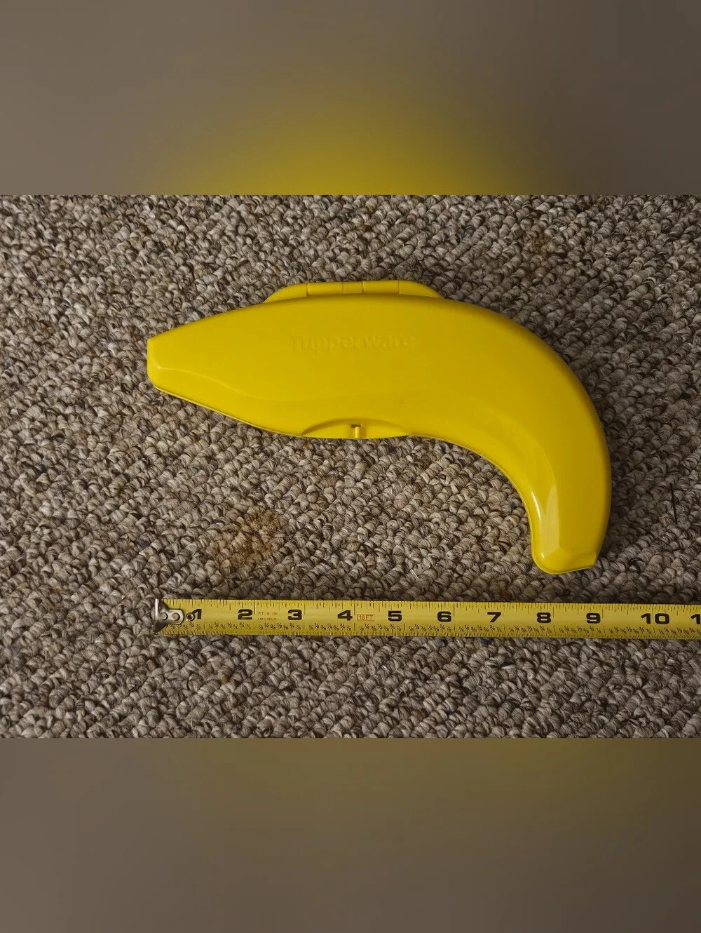 Tupperware Yellow Banana Holder